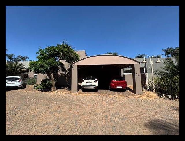 4 BEDROOM CLUSTER FOR SALE IN GLEN MARAIS